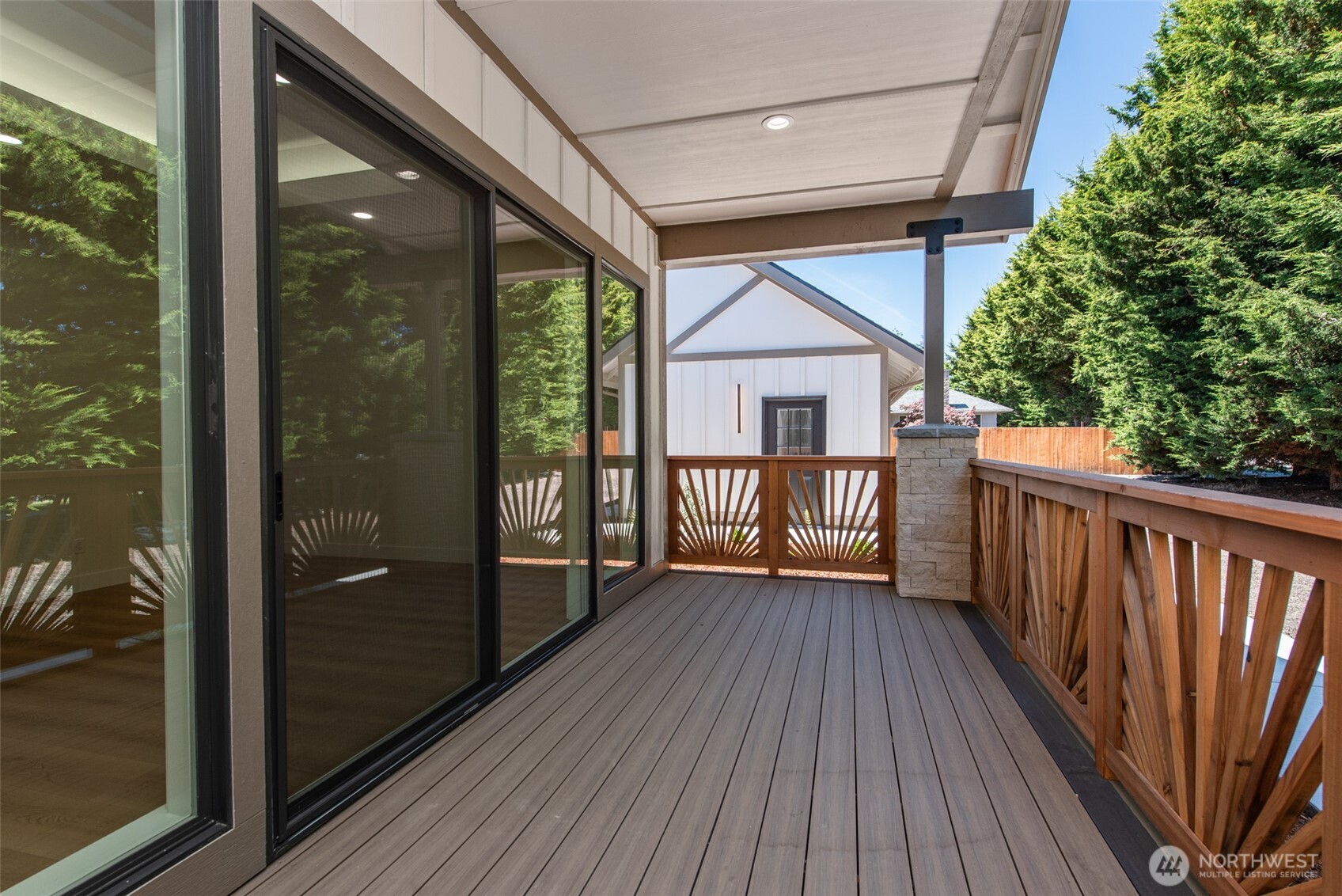 1051 N Lindsay Lane Property Photo 33