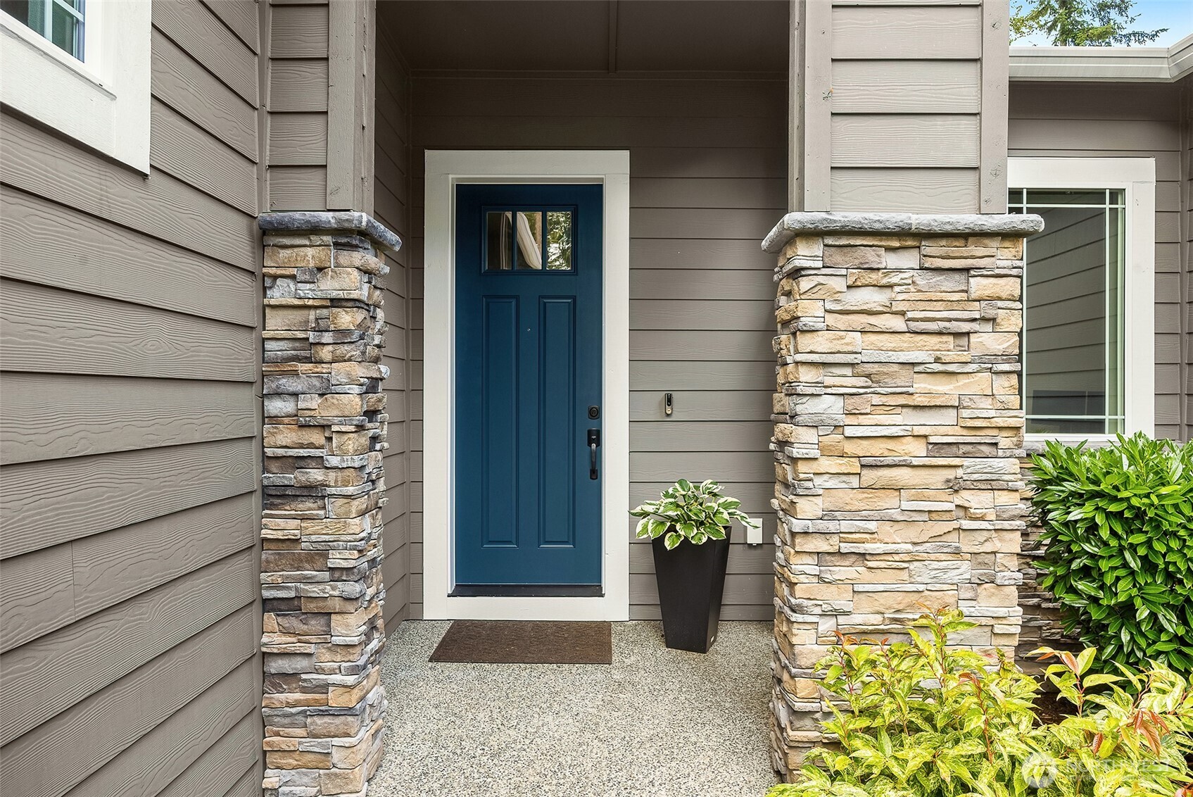 11306 143rd Drive Property Photo 3