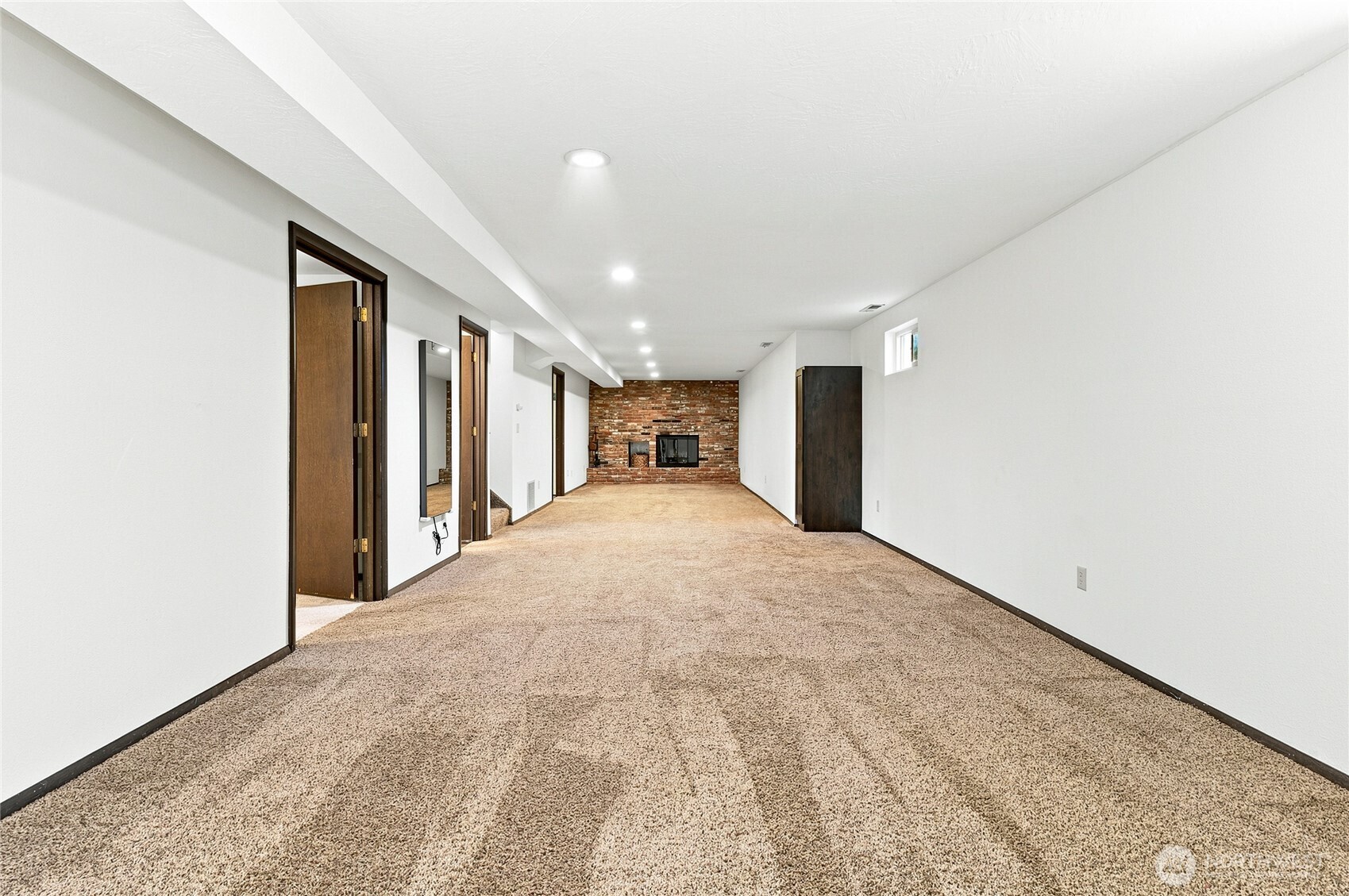 885 E Tietan Property Photo 30