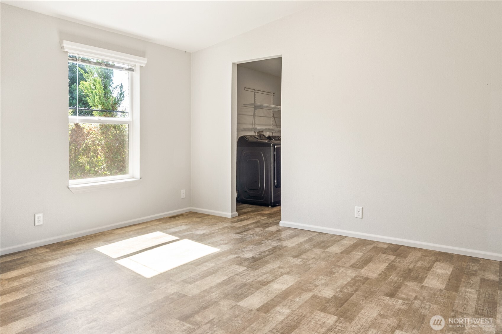121 E Aspen Place Property Photo 14