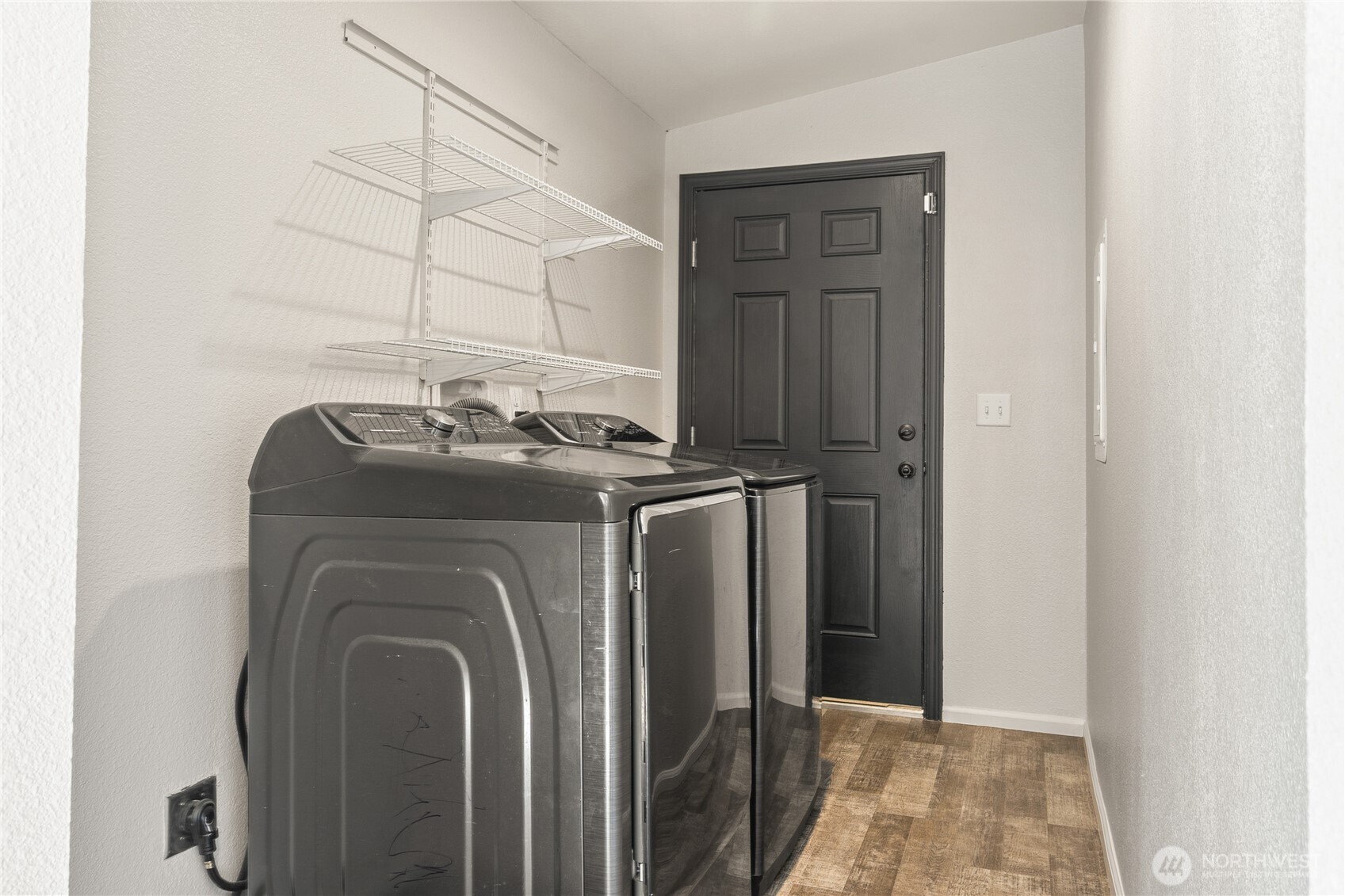 121 E Aspen Place Property Photo 16