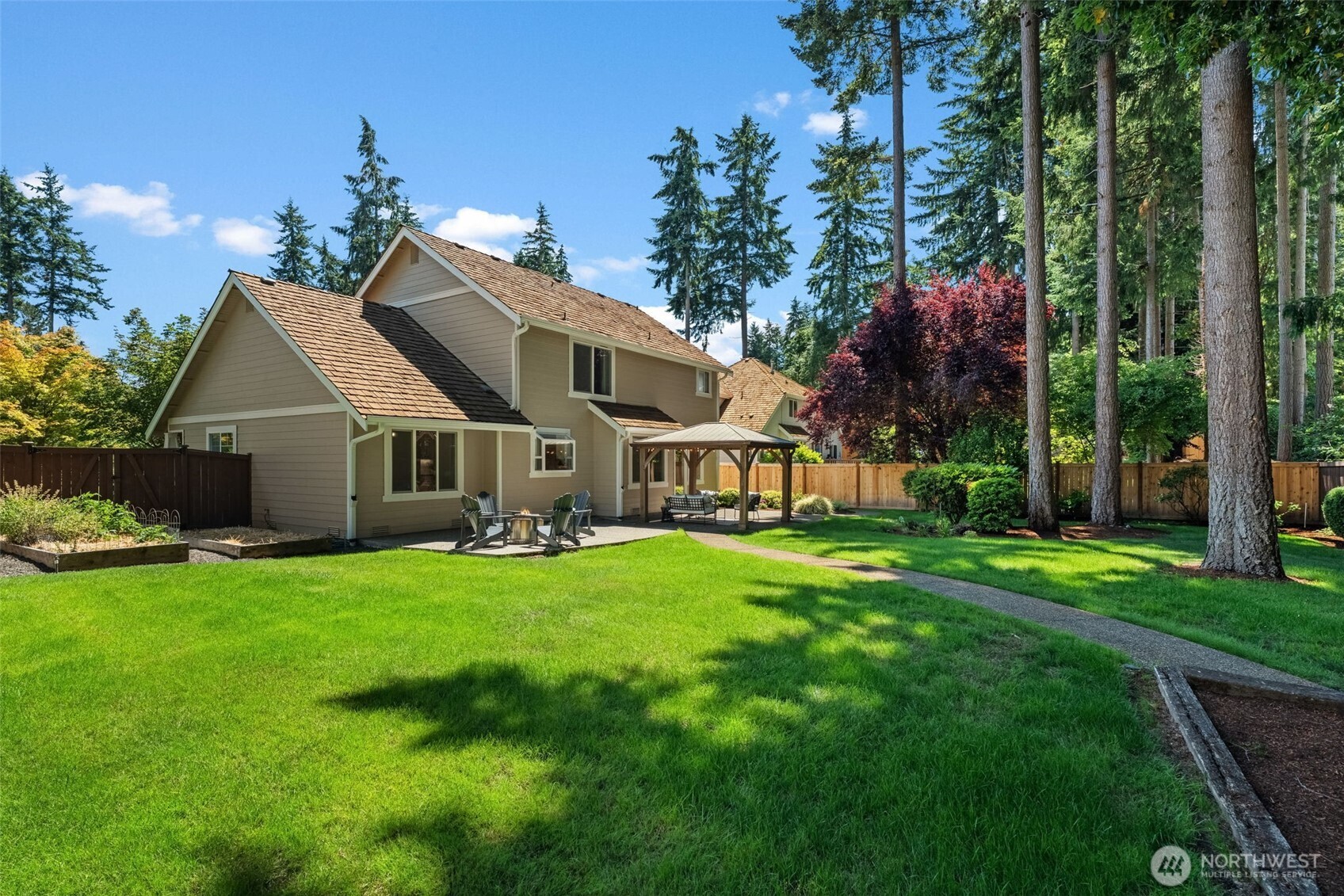 1805 44th Street Ct Property Photo 3