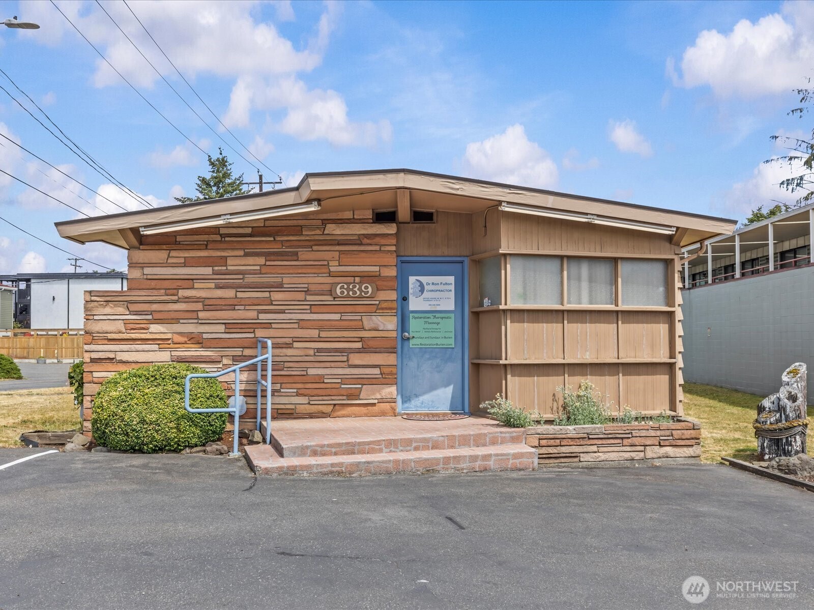 635 Sw 154th Street Property Photo 4