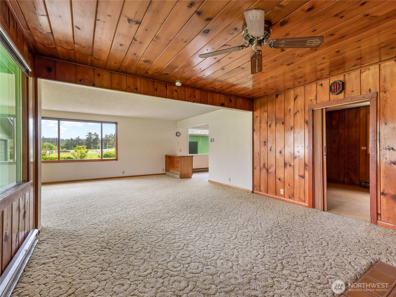 839 49th Street Property Photo 9