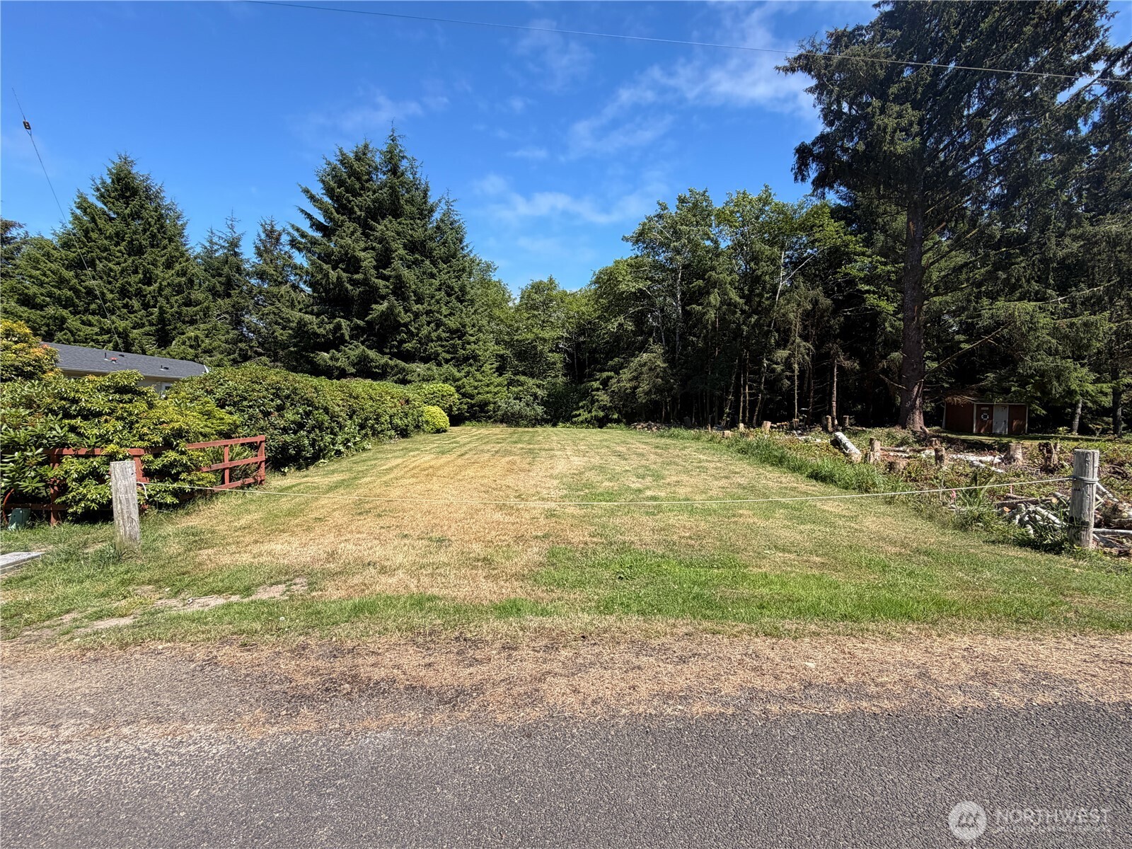 32016 T Pl Property Photo 1