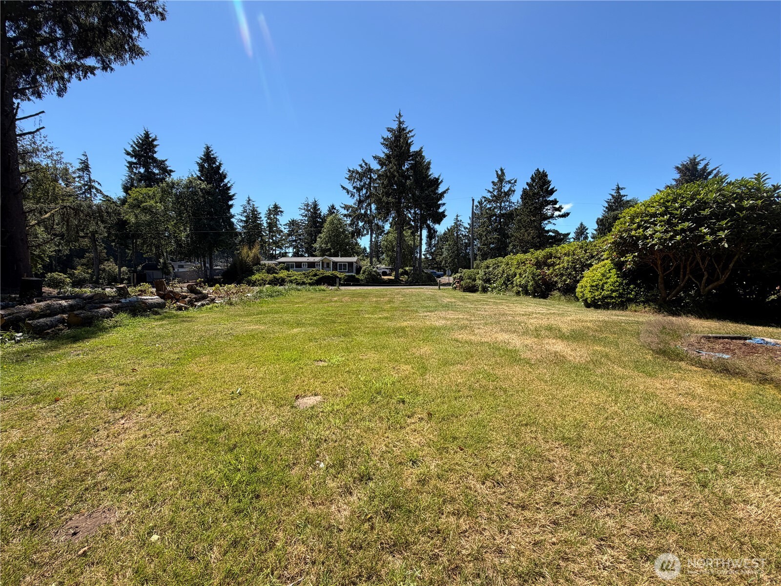 32016 T Pl Property Photo 2