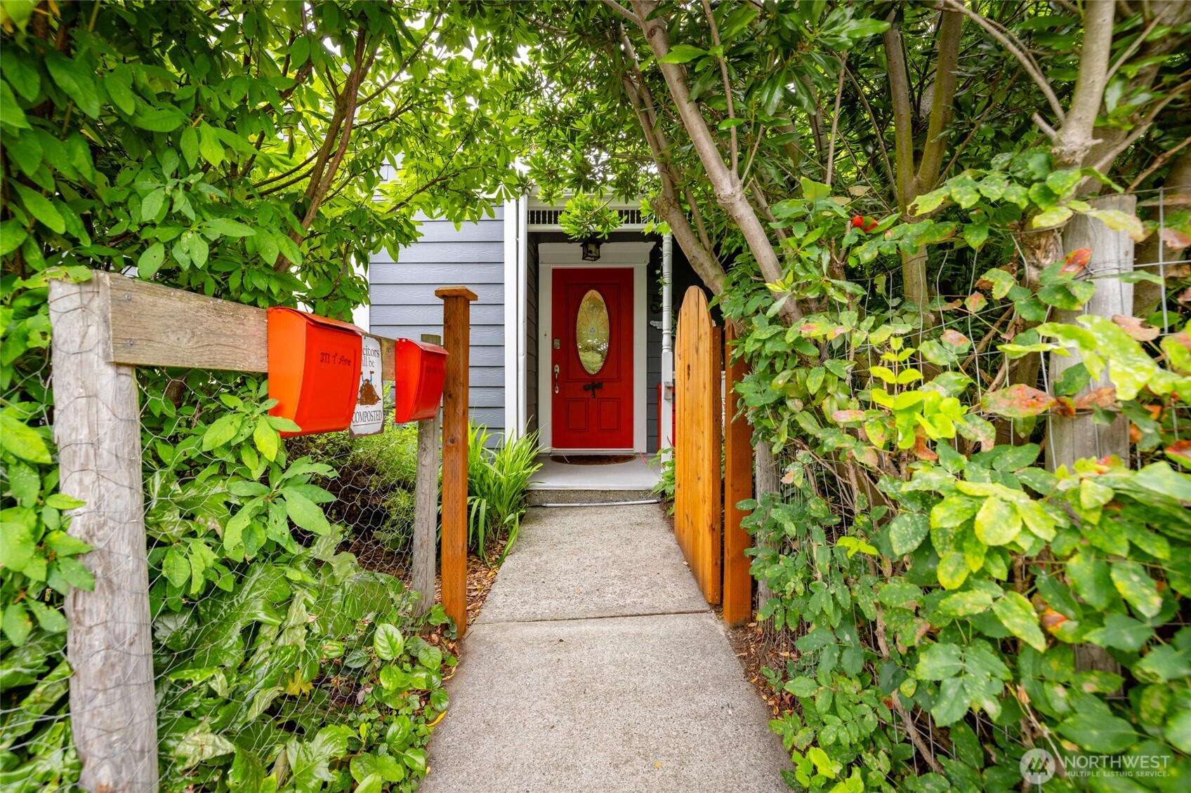 520 4th Street Property Photo 3