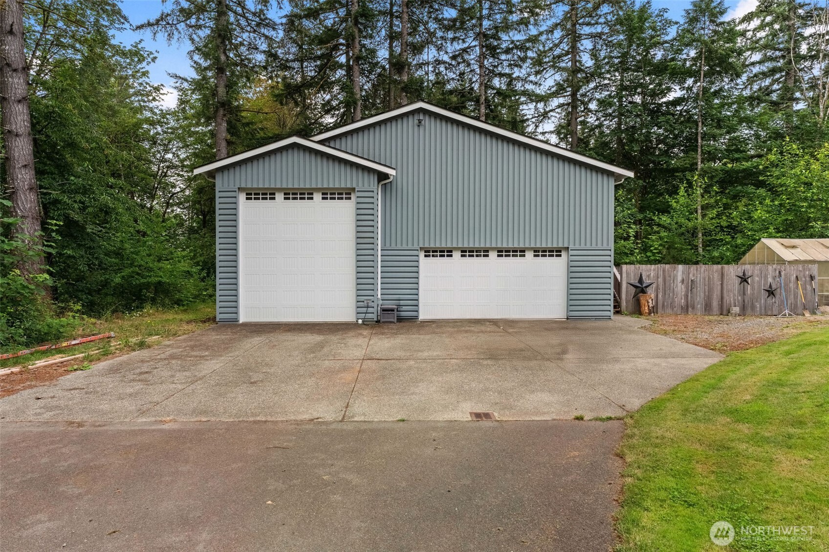 15622 Glenwood Road Property Photo 27