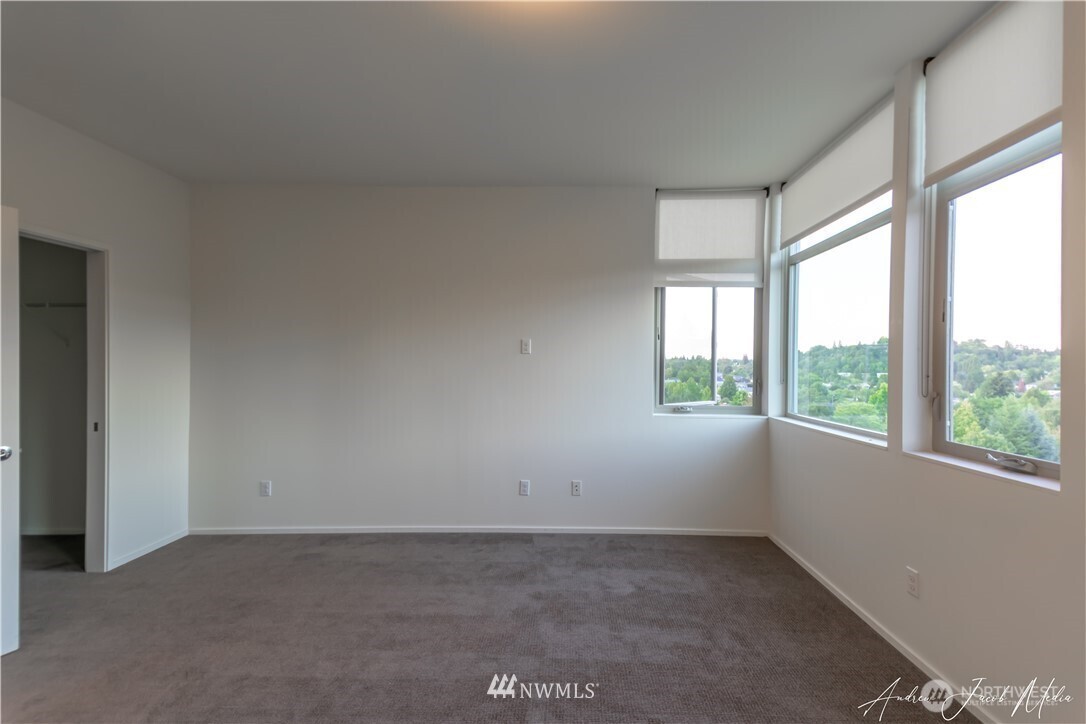 1718 27th Avenue A Property Photo 11