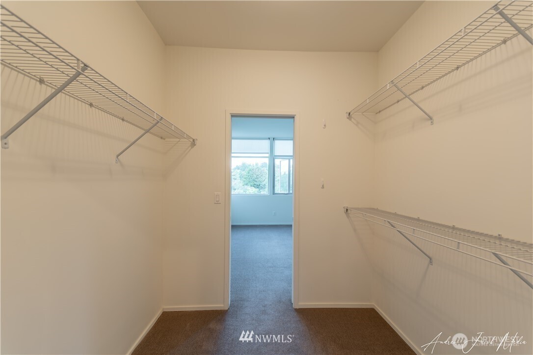 1718 27th Avenue A Property Photo 16