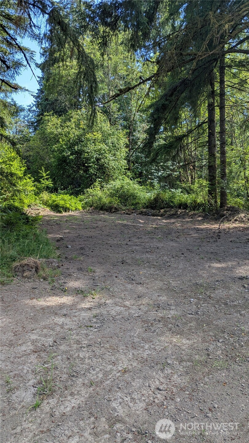 196 Jensen Road Property Photo 3