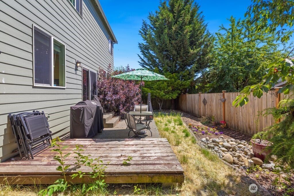 9416 200th Street Property Photo 20