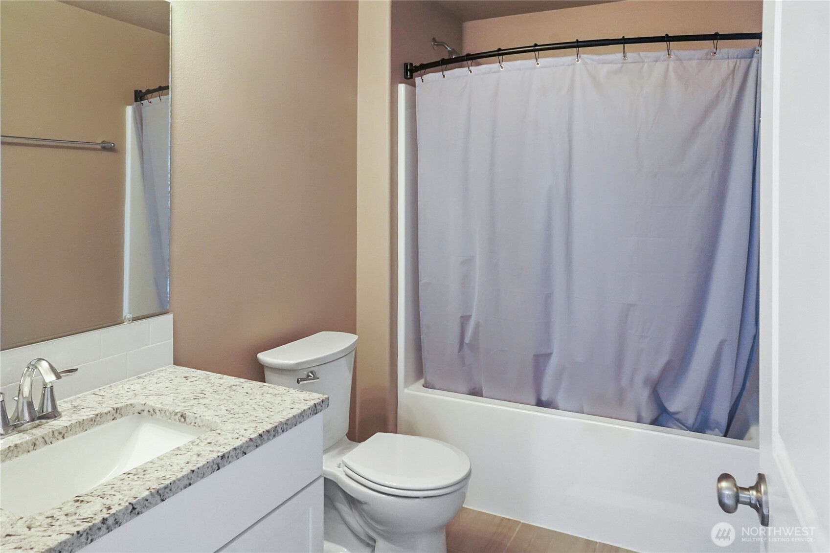 1125 W Sequoia Road Property Photo 6
