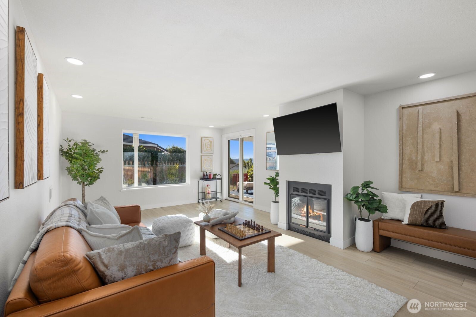 9929 76th Street Property Photo 14