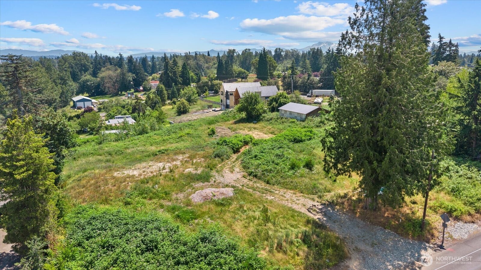 1701 112th Avenue Property Photo 4