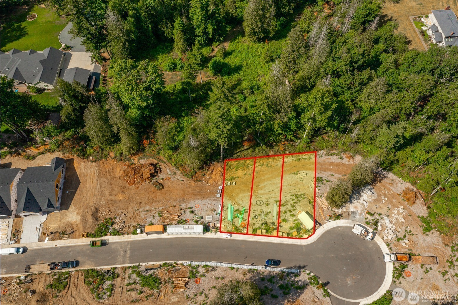 3016 Cedar View Way Property Photo 4