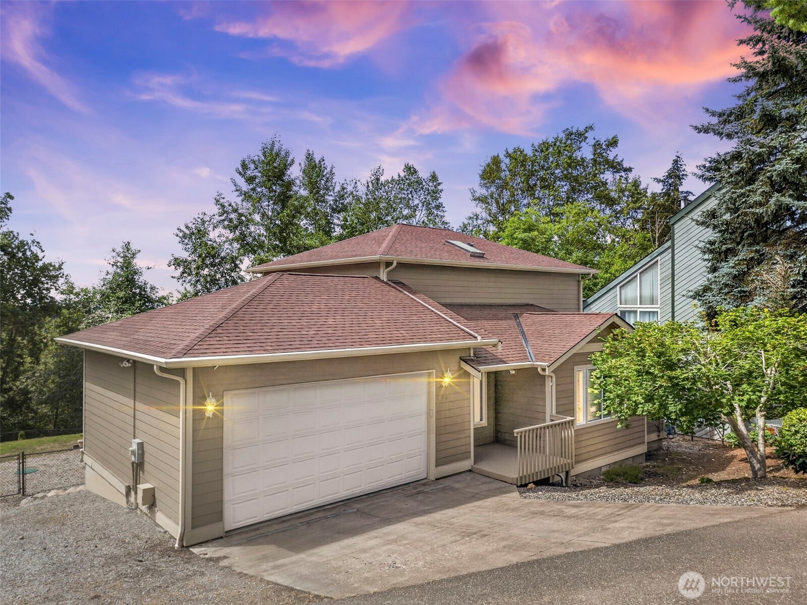 4381 Harborview Drive Property Photo 3