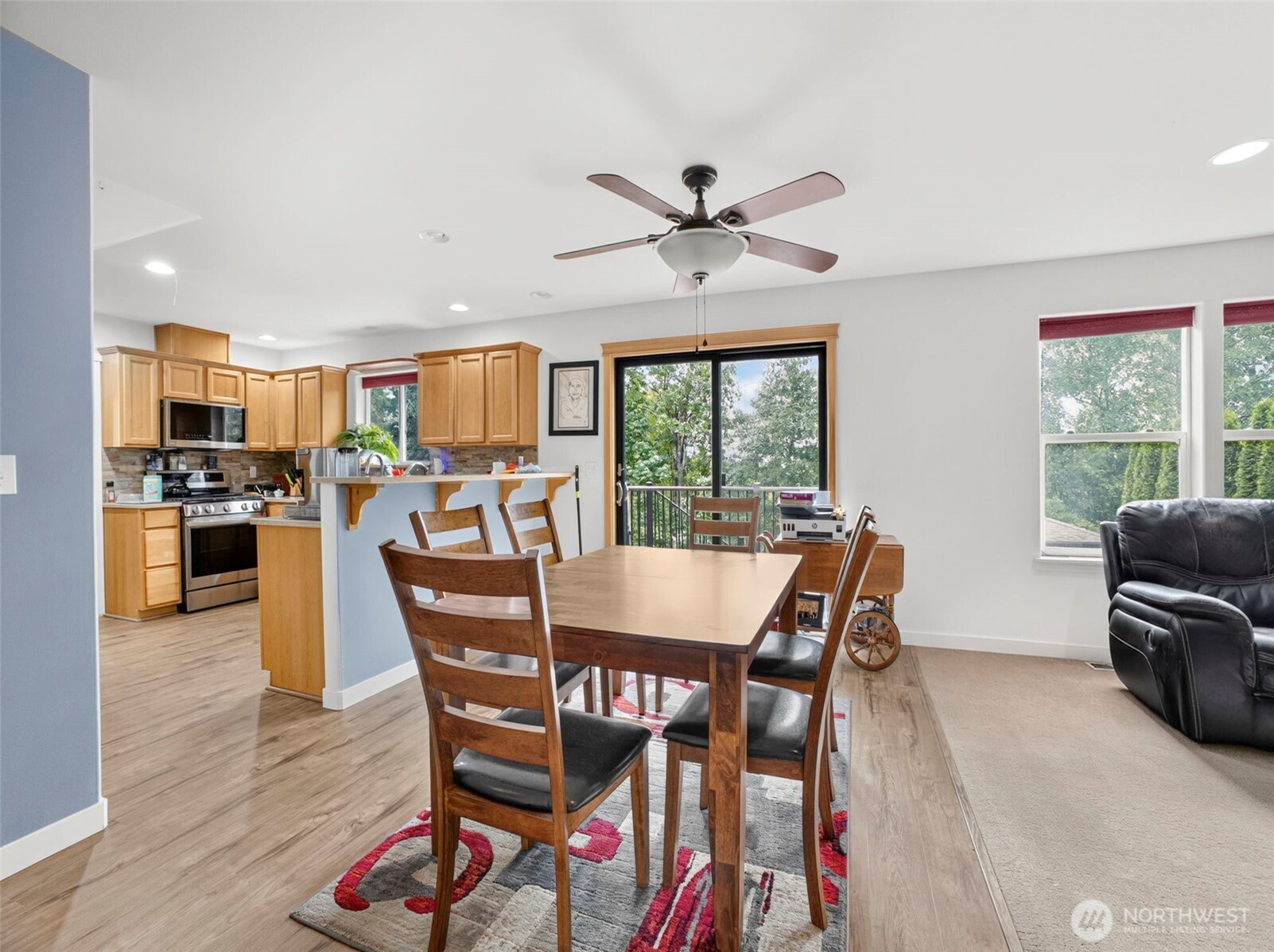 4381 Harborview Drive Property Photo 7