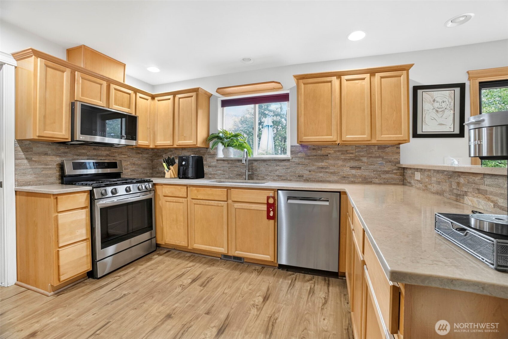 4381 Harborview Drive Property Photo 11