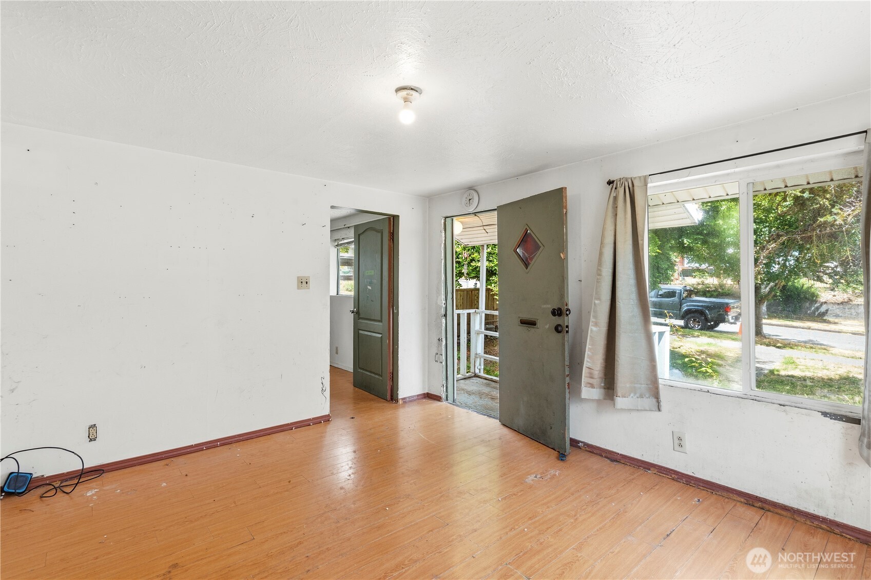 5307 16th Avenue Property Photo 6