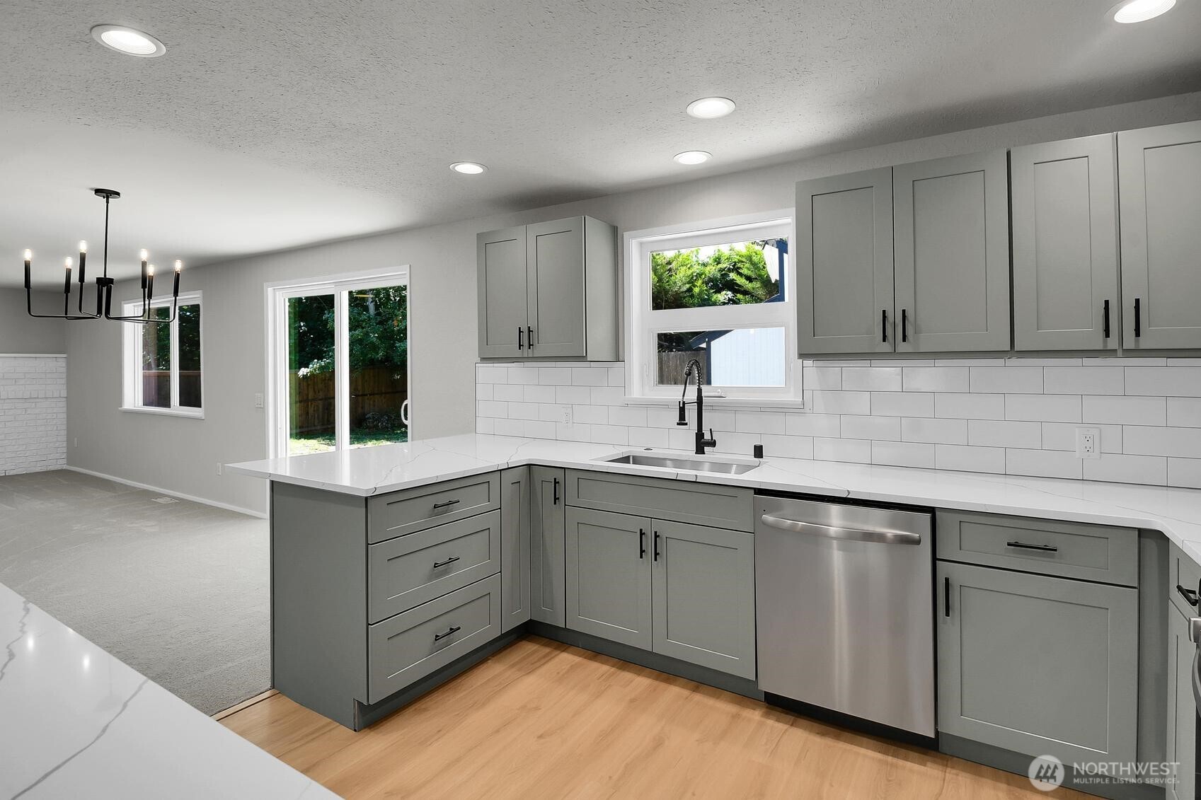 13020 Robinhood Lane Property Photo 6
