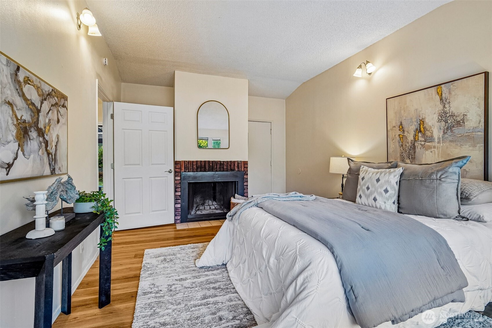 1208 Ne Northgate Way Property Photo 15
