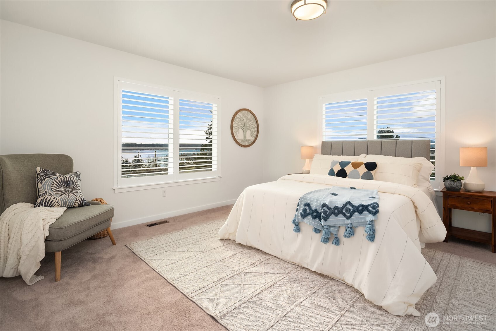 2401 E 16th Street Property Photo 18