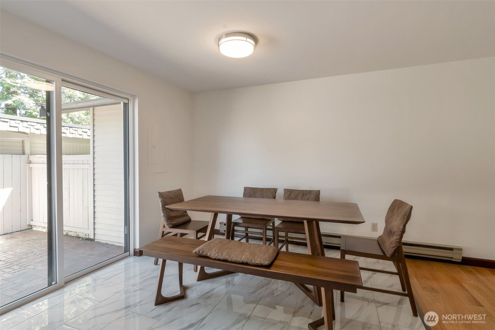 17050 Northup Way 25 Property Photo 12