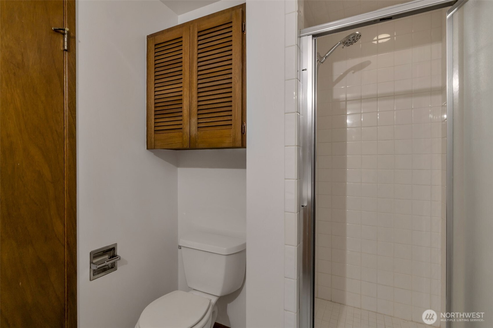 17050 Northup Way 25 Property Photo 18