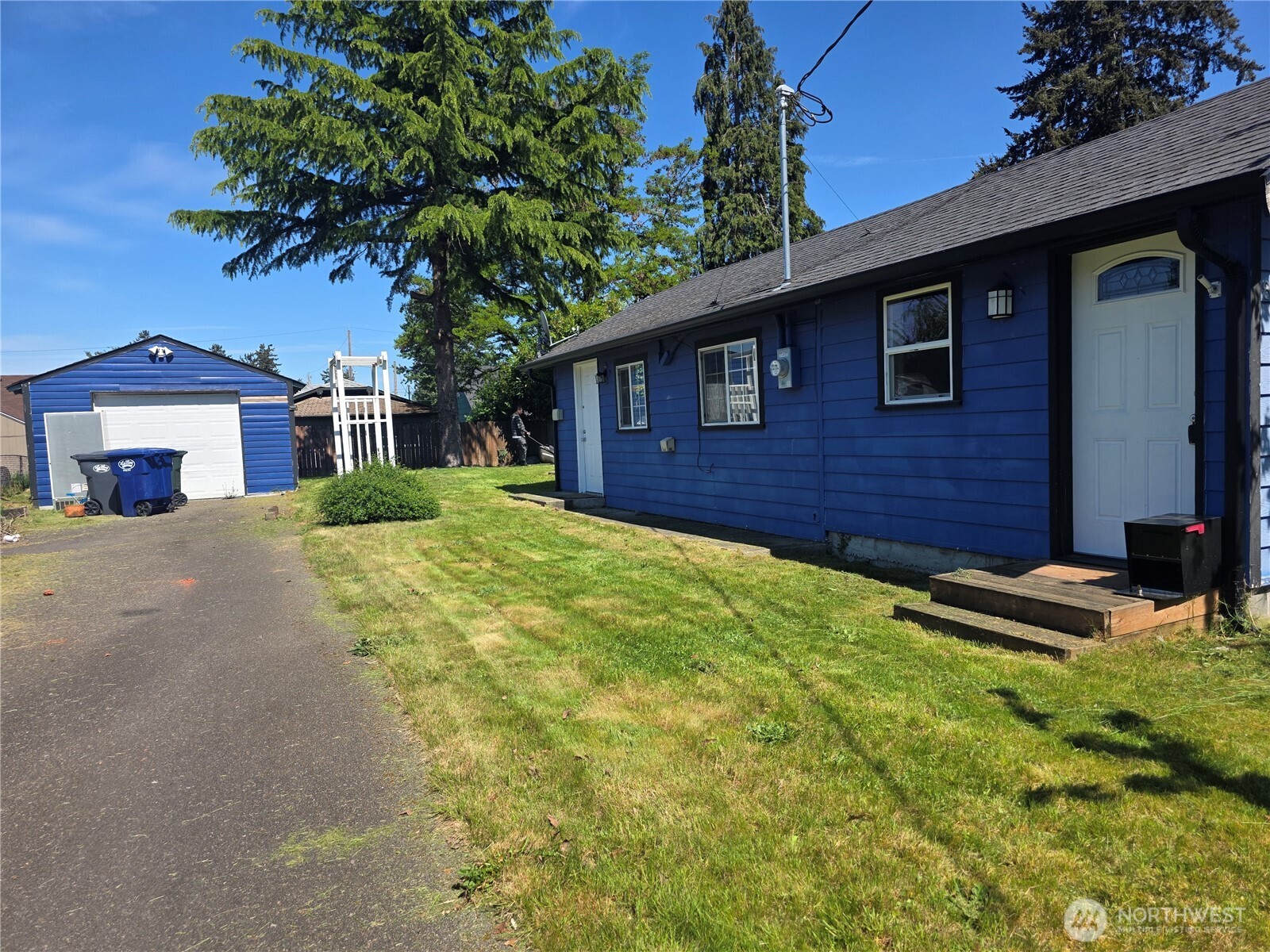 8902 Forest Road Property Photo 17