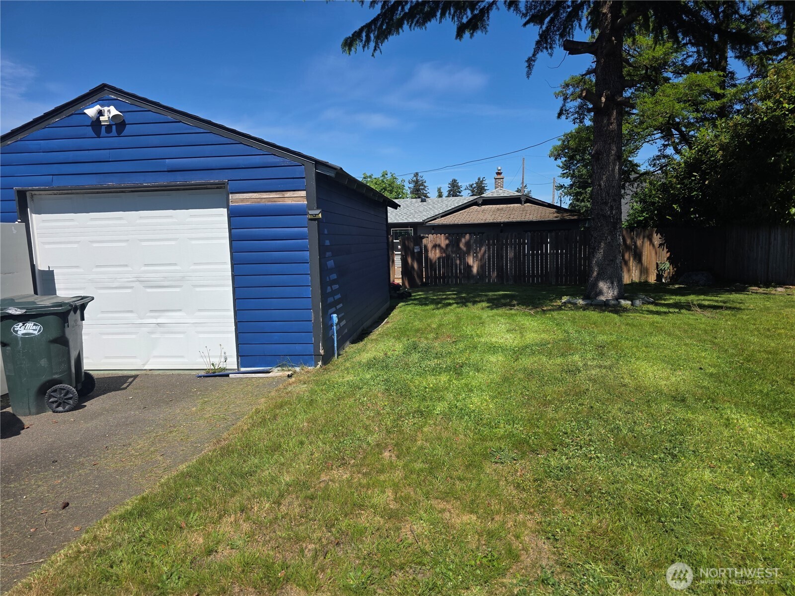 8902 Forest Road Property Photo 18