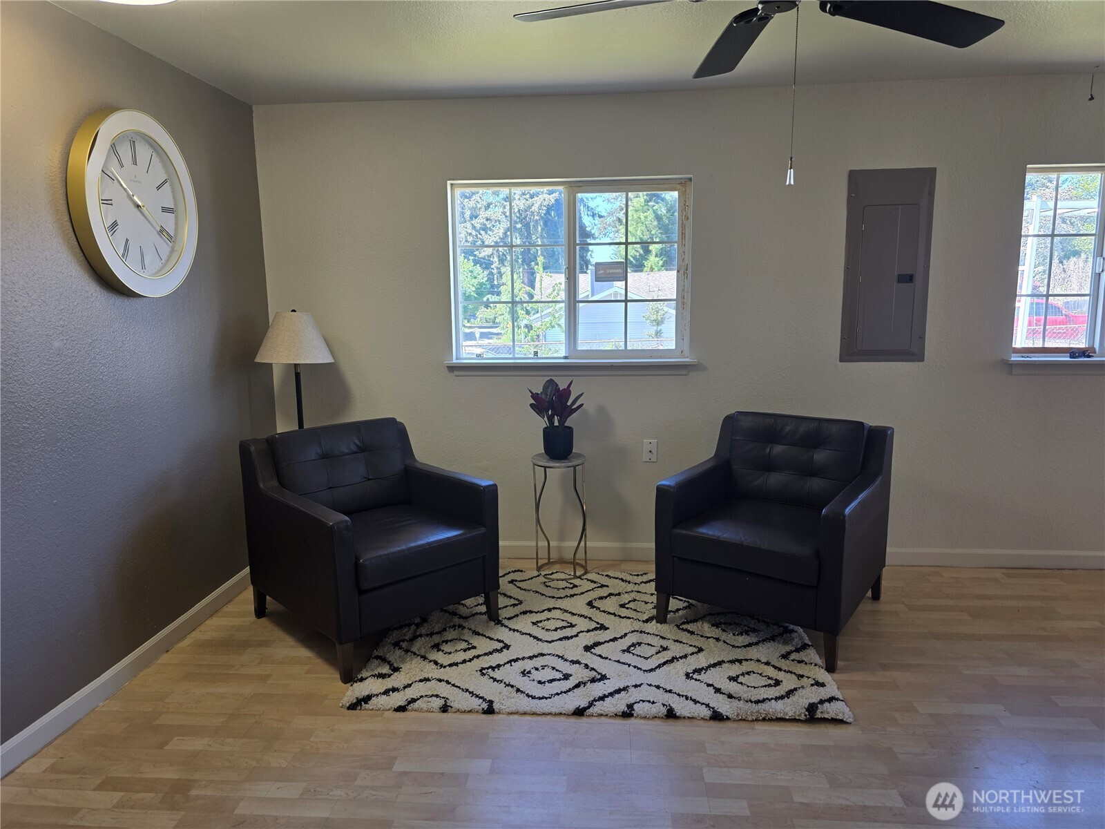 8902 Forest Road Property Photo 20