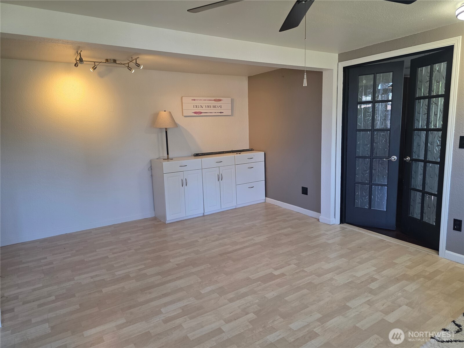 8902 Forest Road Property Photo 22