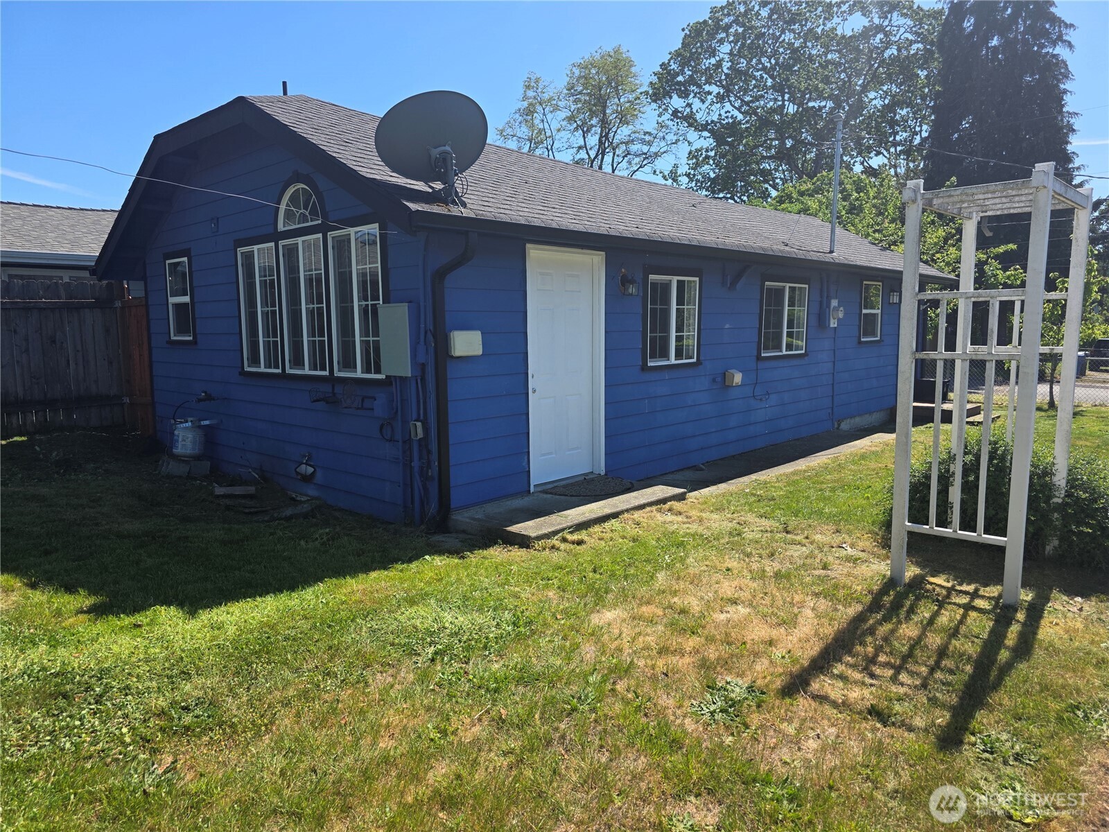 8902 Forest Road Property Photo 25