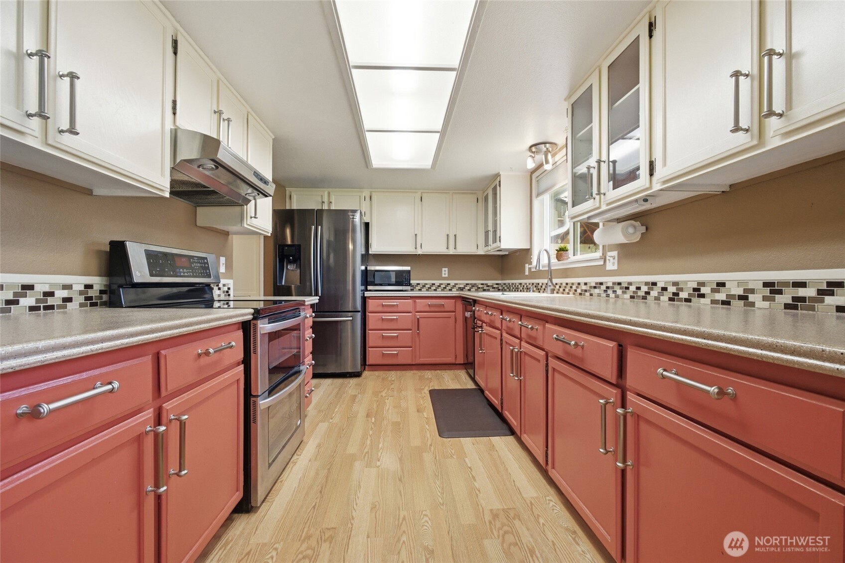 2731 Summerhill Court Property Photo 8