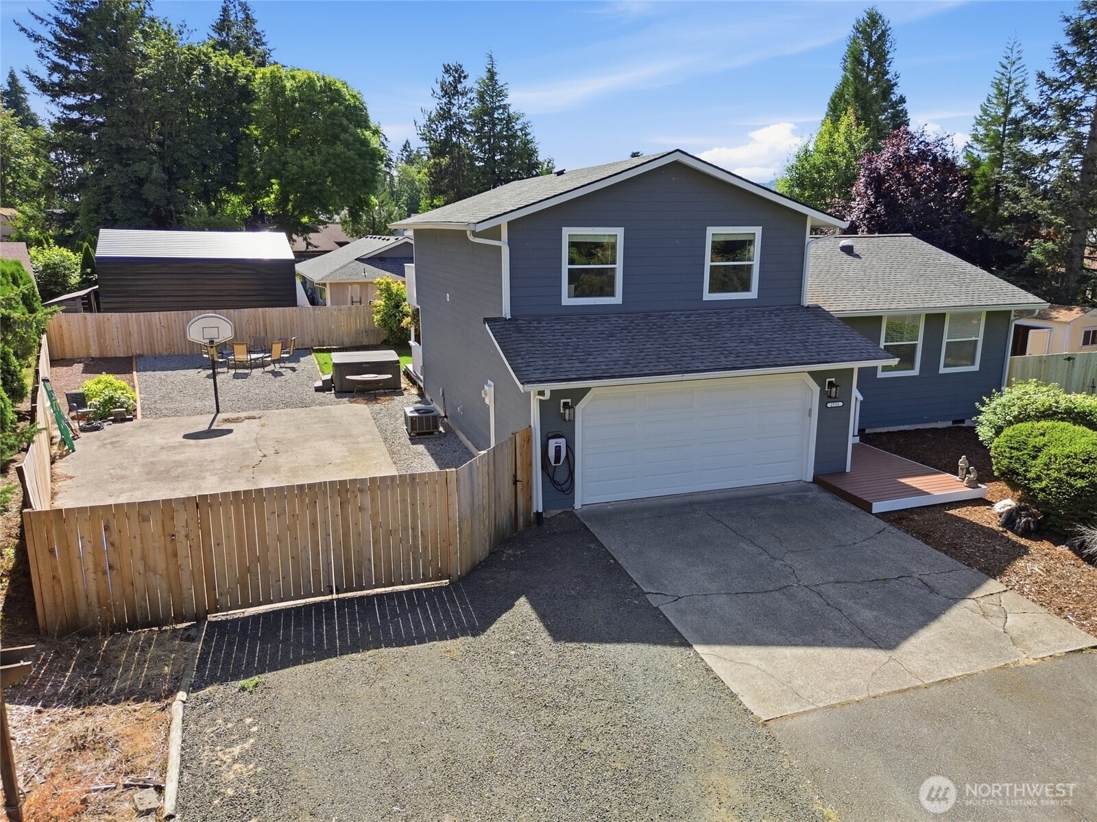 2731 Summerhill Court Property Photo 32