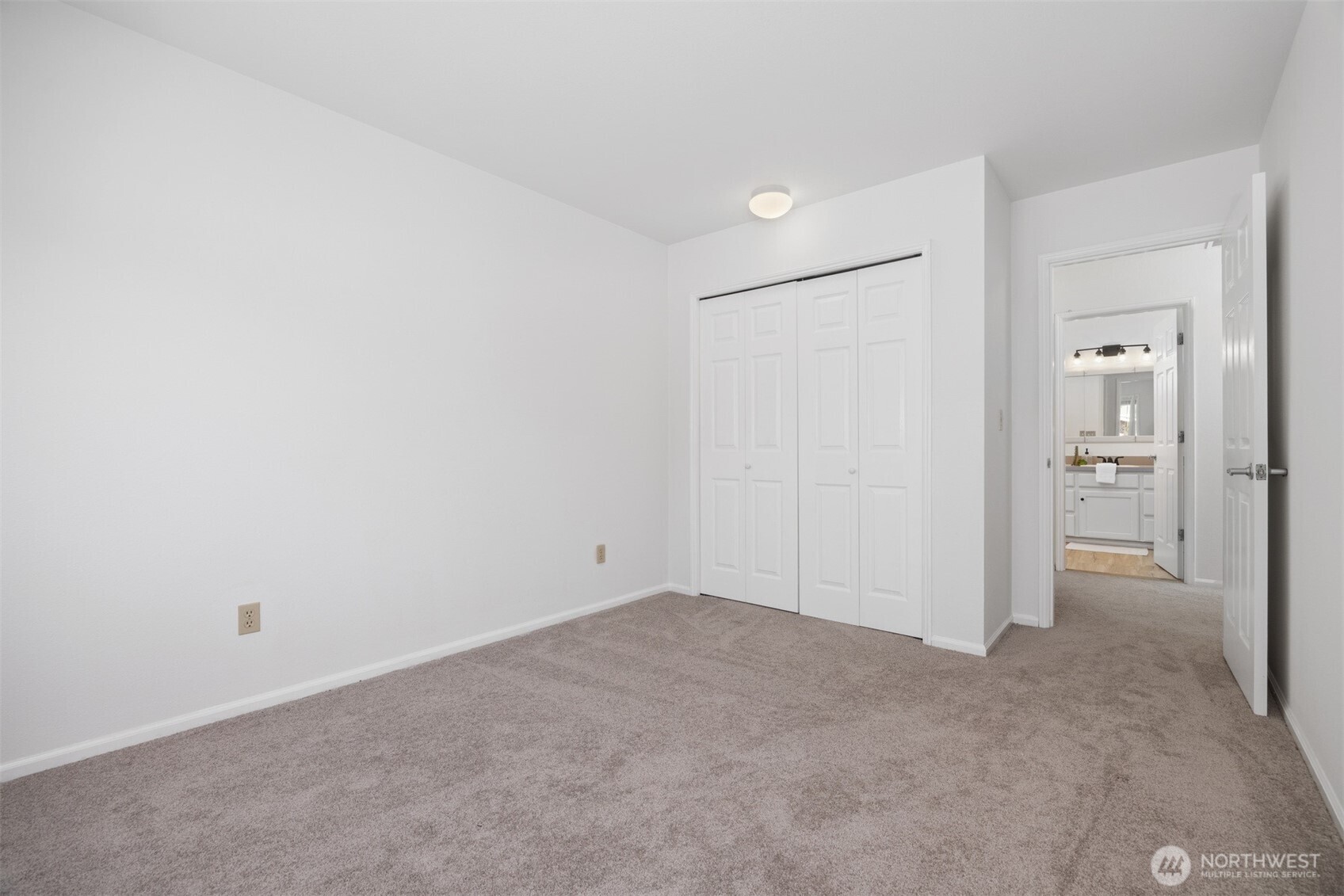 126 E Grover Street 5 Property Photo 30