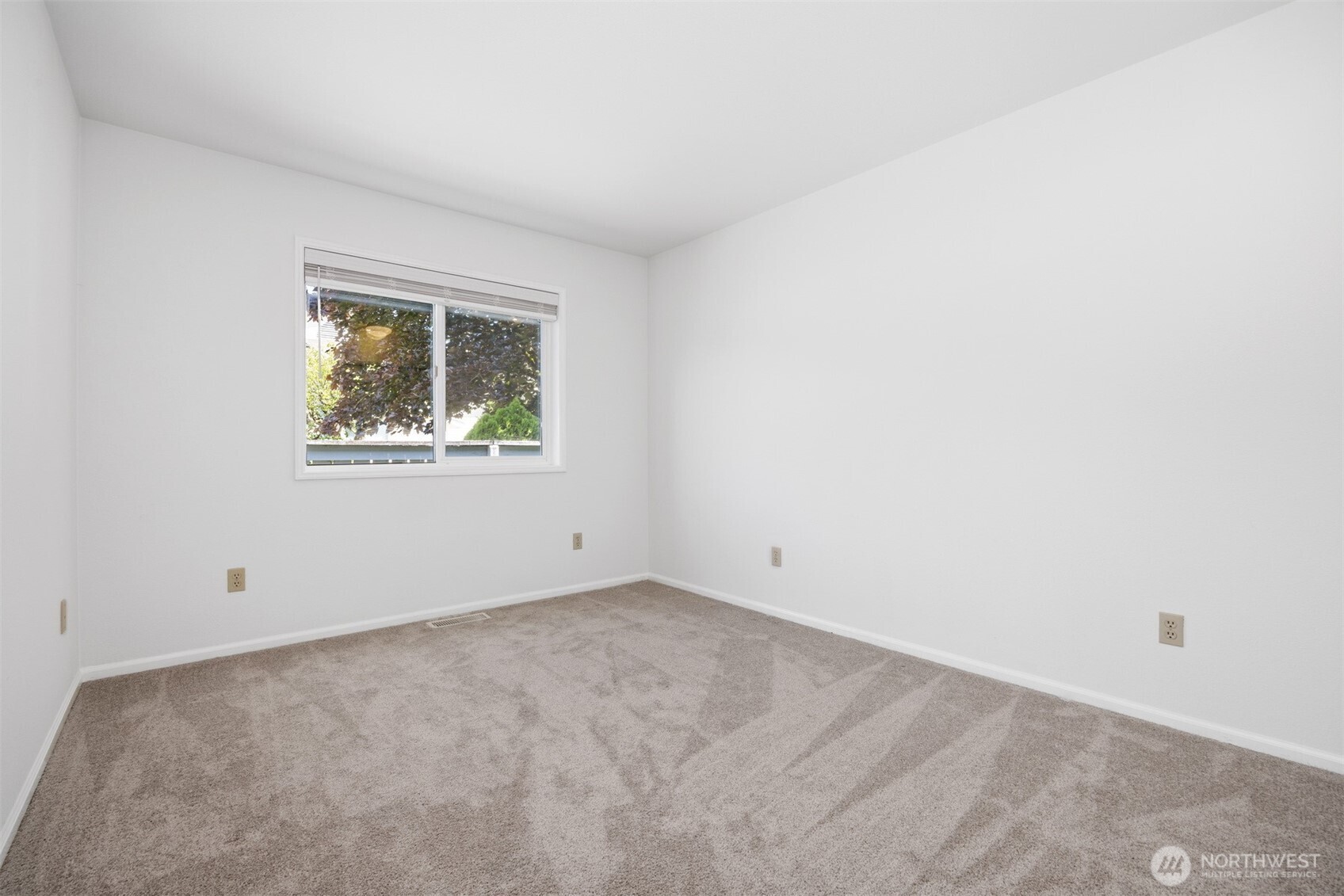 126 E Grover Street 5 Property Photo 31