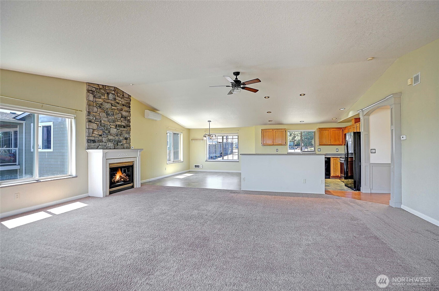 2891 Viewmont Place Property Photo 8