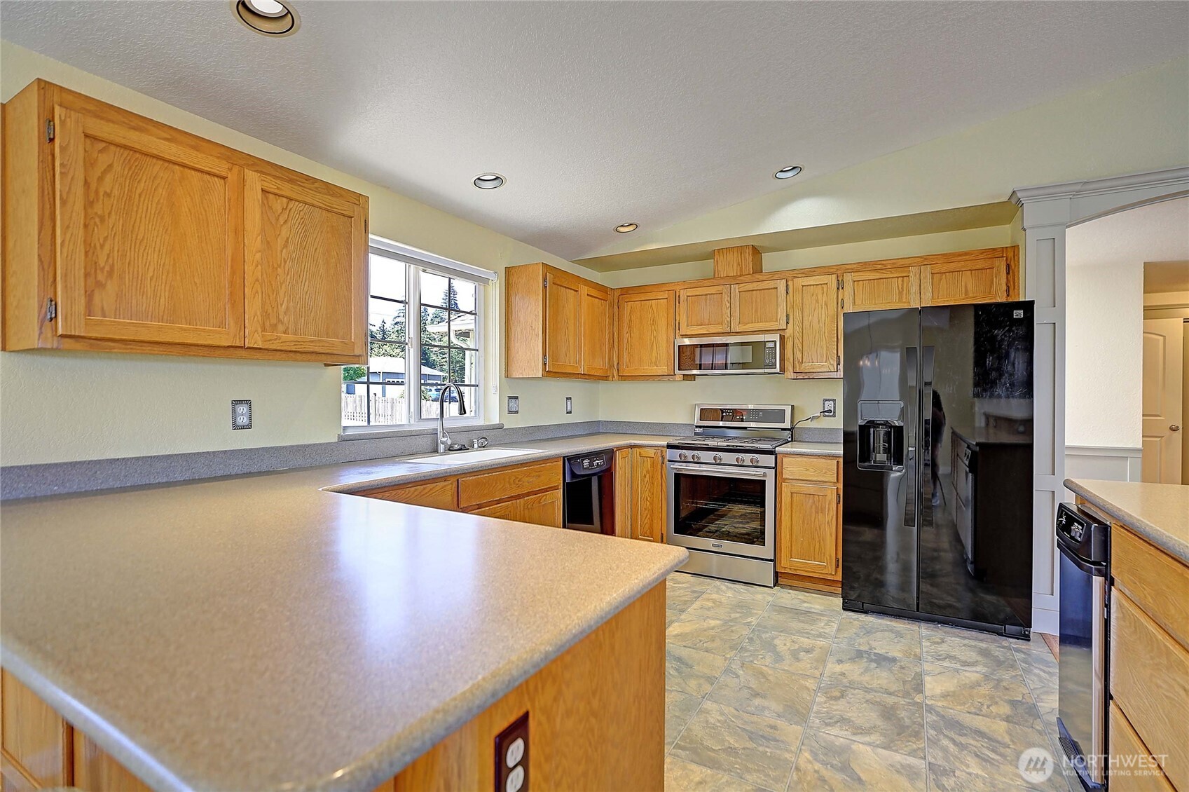 2891 Viewmont Place Property Photo 10