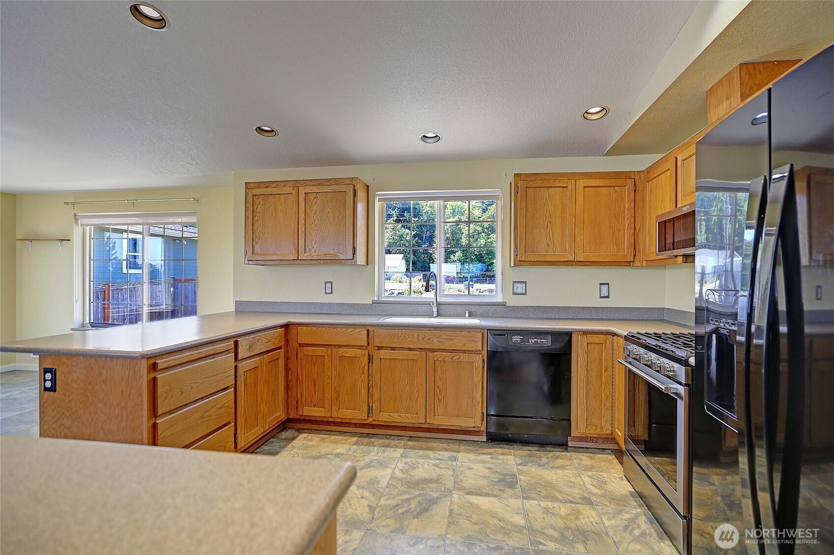 2891 Viewmont Place Property Photo 11