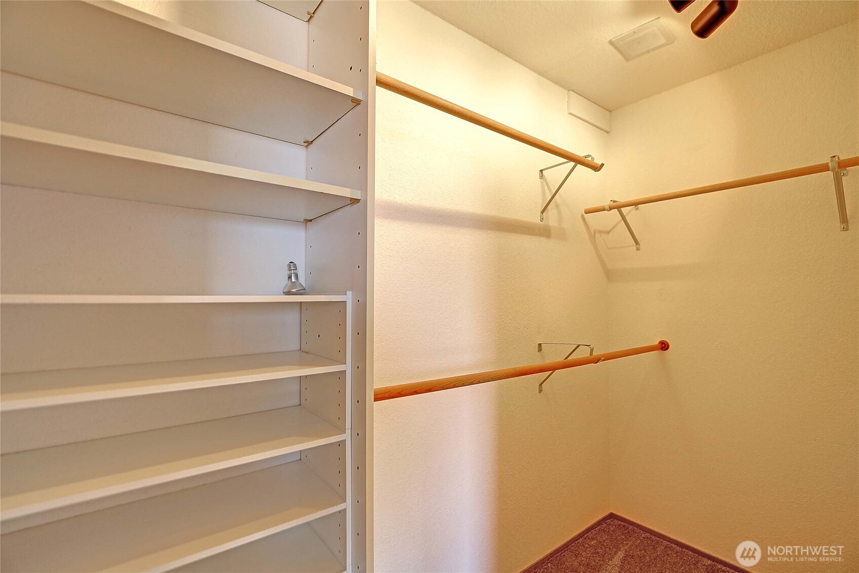 2891 Viewmont Place Property Photo 15