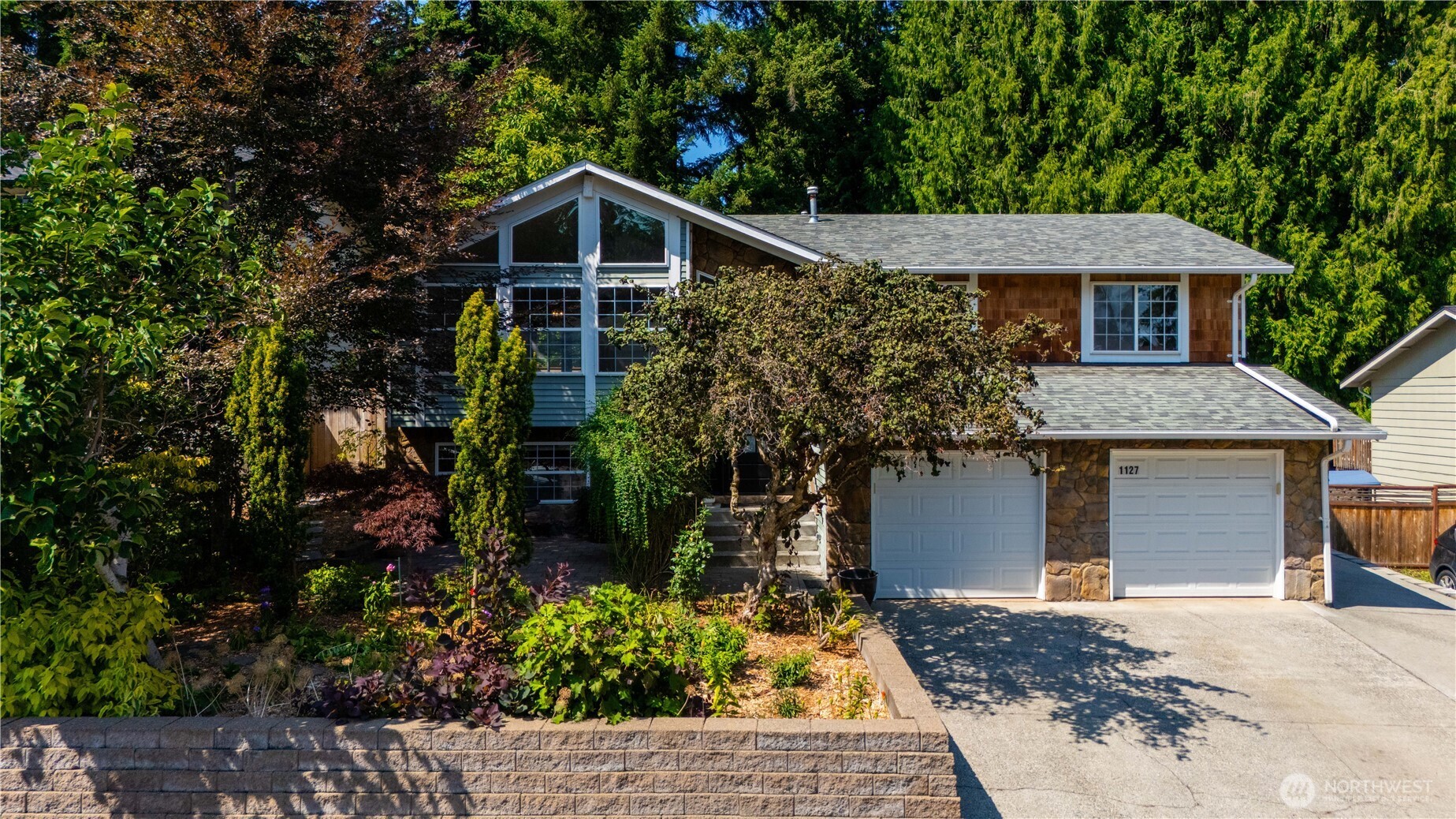 1127 204th Place Property Photo 1