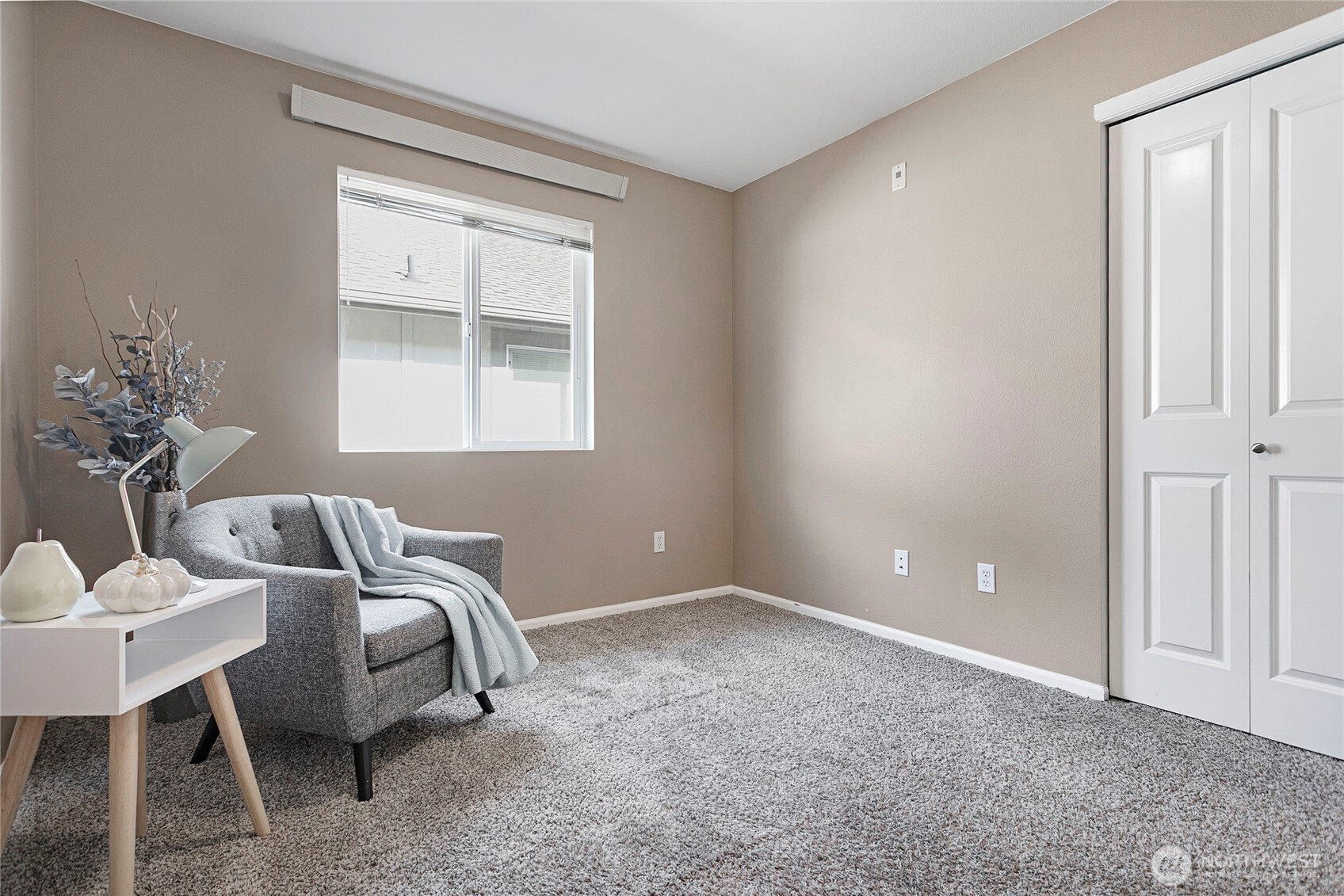 351 Tremont Avenue 102 Property Photo 27