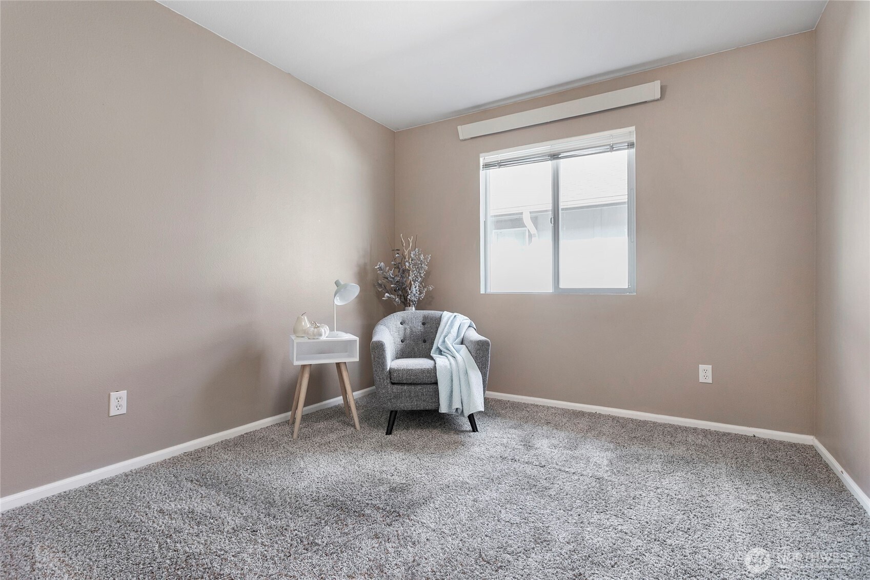 351 Tremont Avenue 102 Property Photo 28