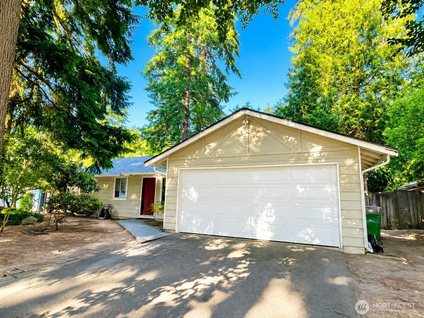 14037 108th Avenue Property Photo 2