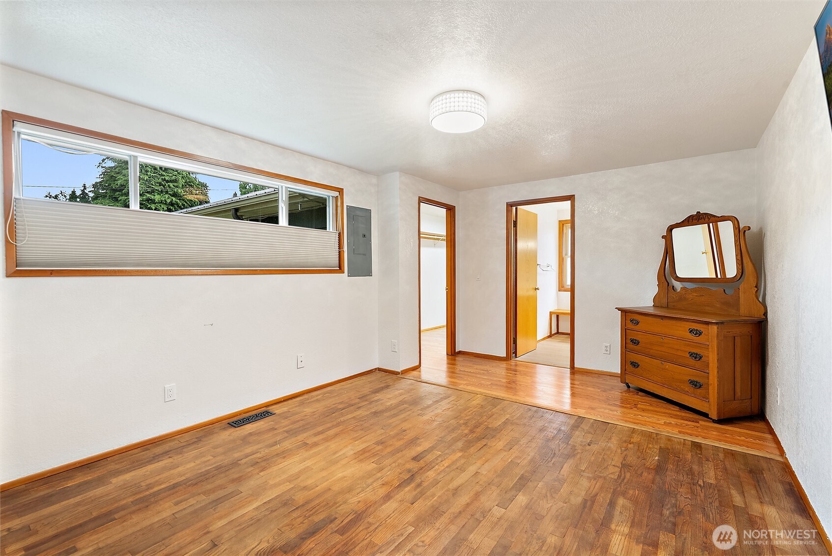 1121 Shelton Avenue Property Photo 17
