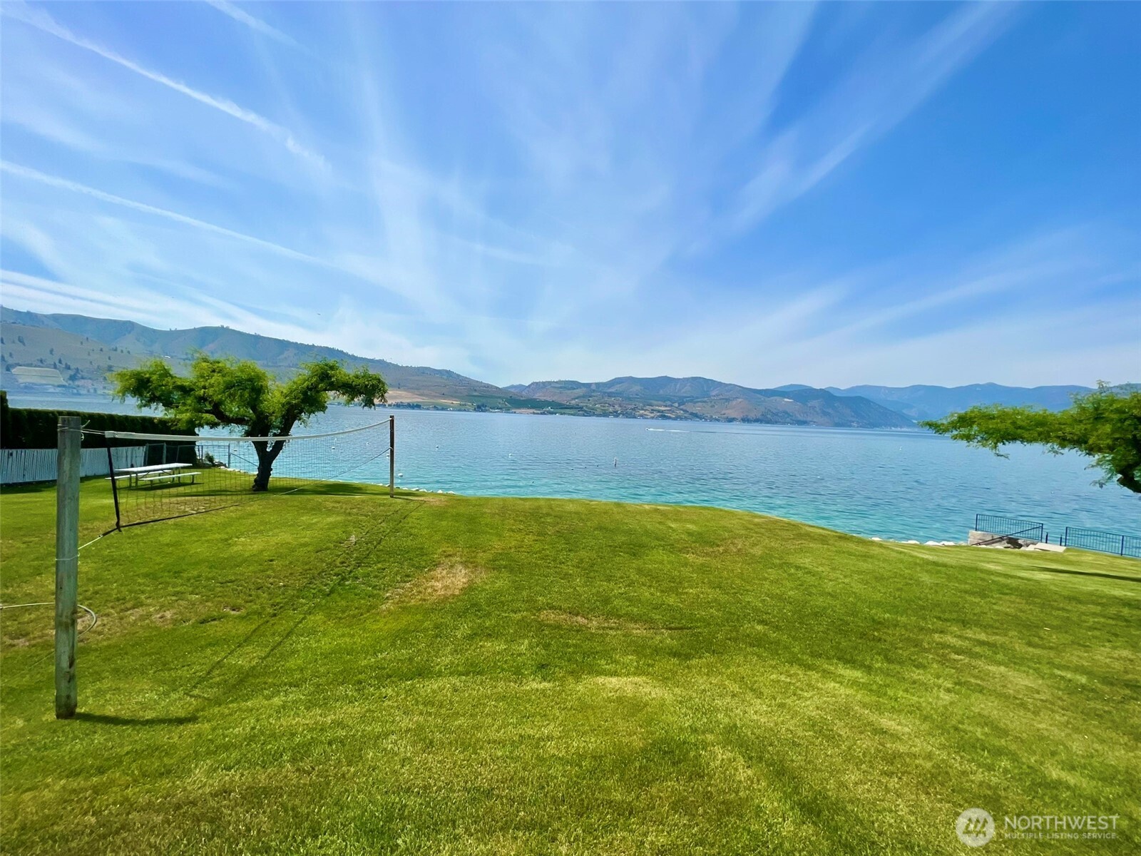 212 Stehekin Way Property Photo 17