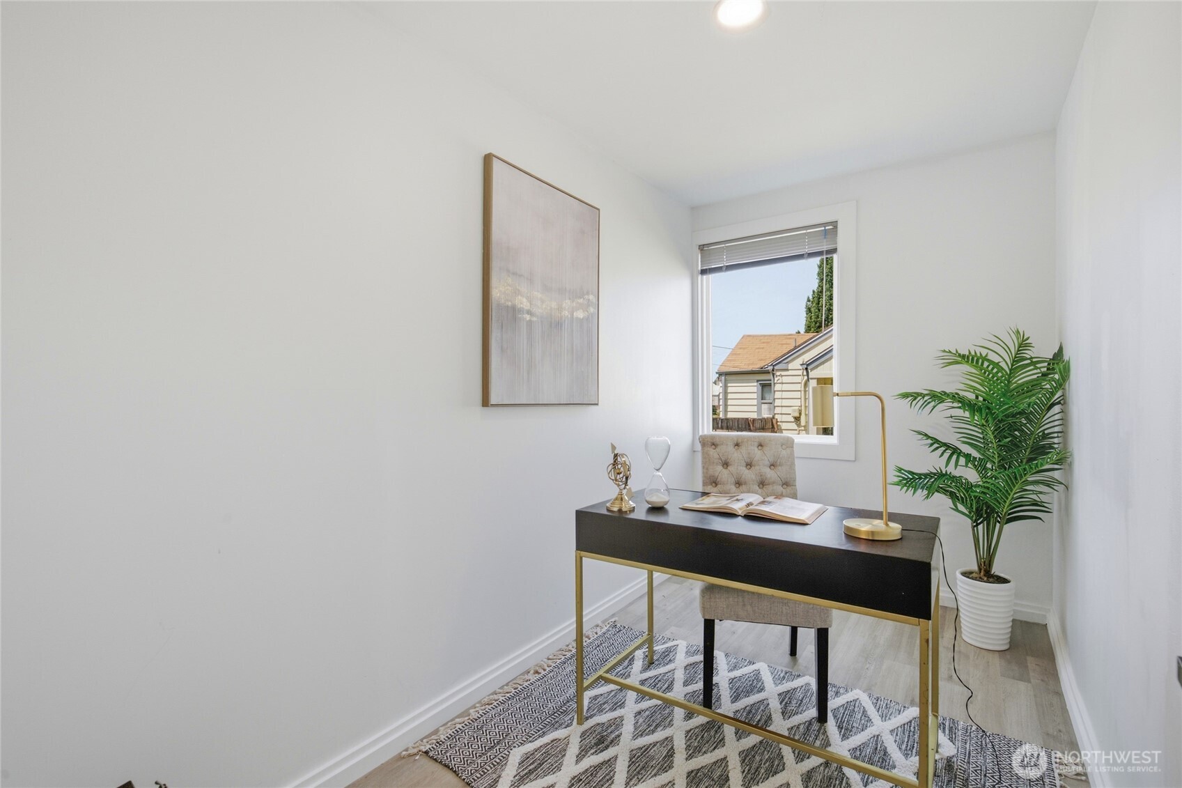 1823 S Adams Street Property Photo 11