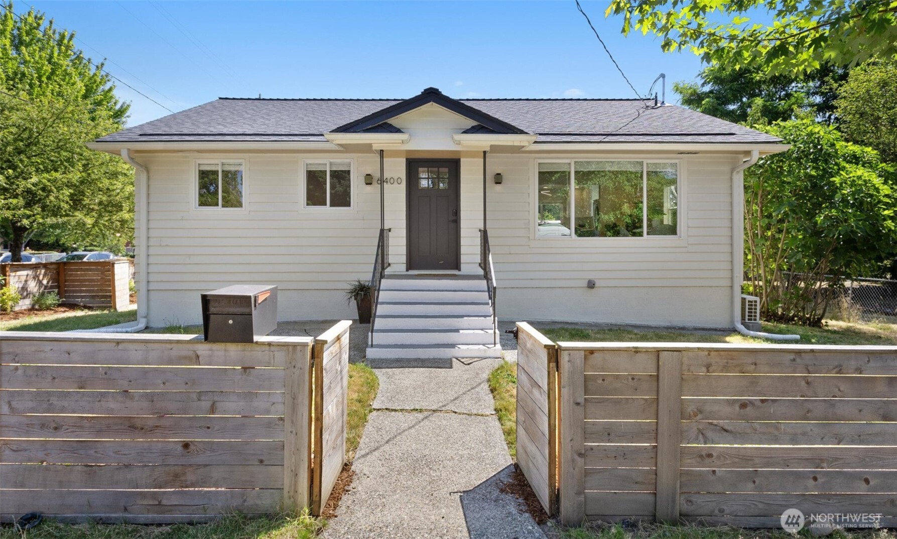 6400 44th Avenue Property Photo 1